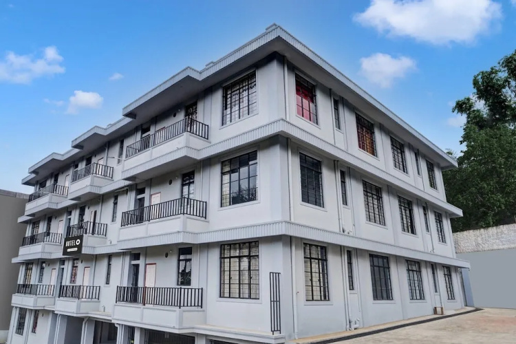 Deluxe Super Hotel O Lapalang Shillong - Shillong