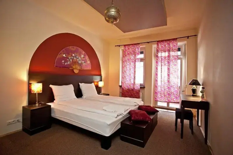 Oriental House
