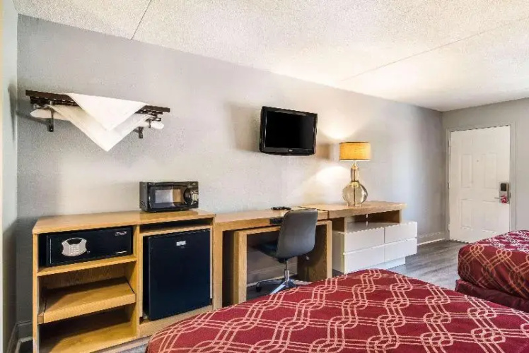 Econo Lodge Brunswick