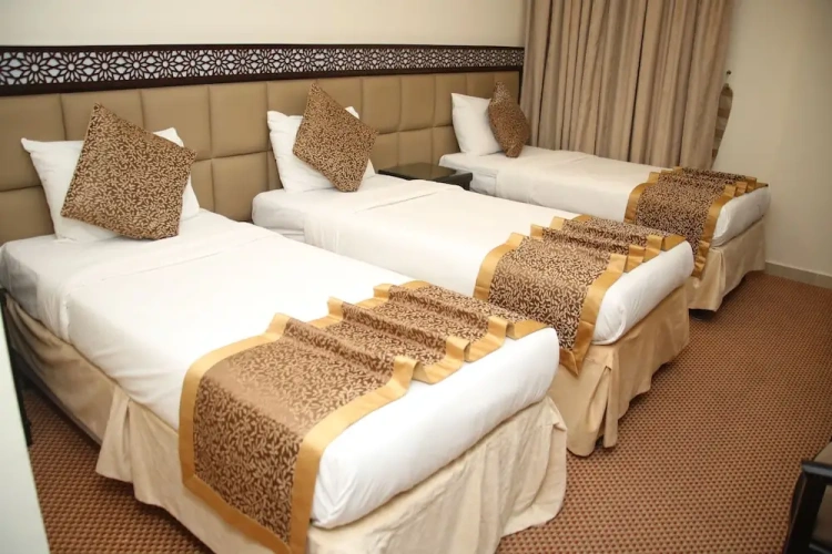 Triple room