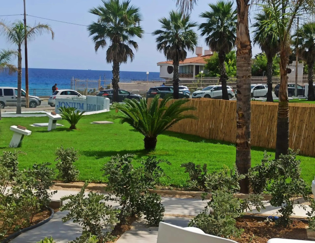 Jonium Hotel