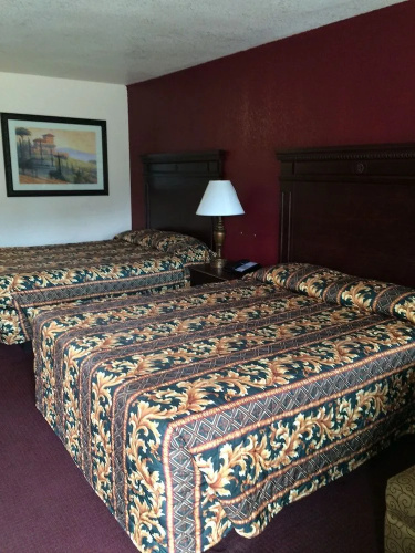 Ozark Inn