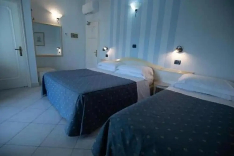 Triple room
