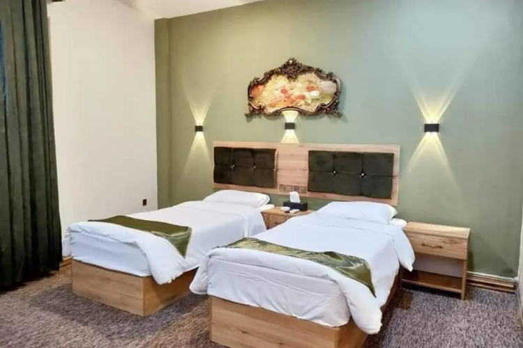 Modern Palace International Hotel