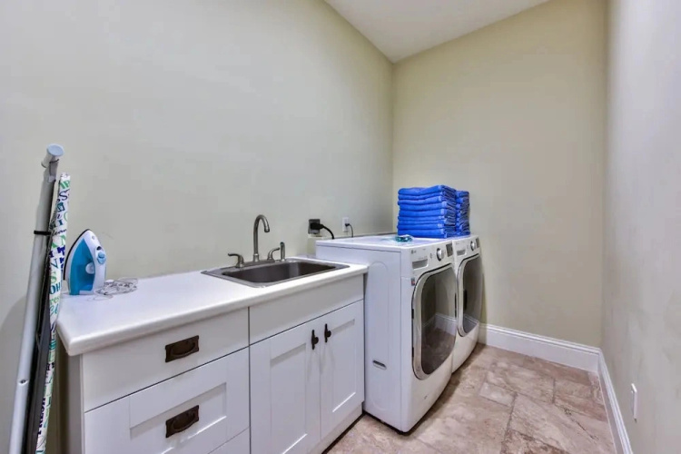 Knickerbocker Estate - 8 BR Home Private Pool - NVR 38703