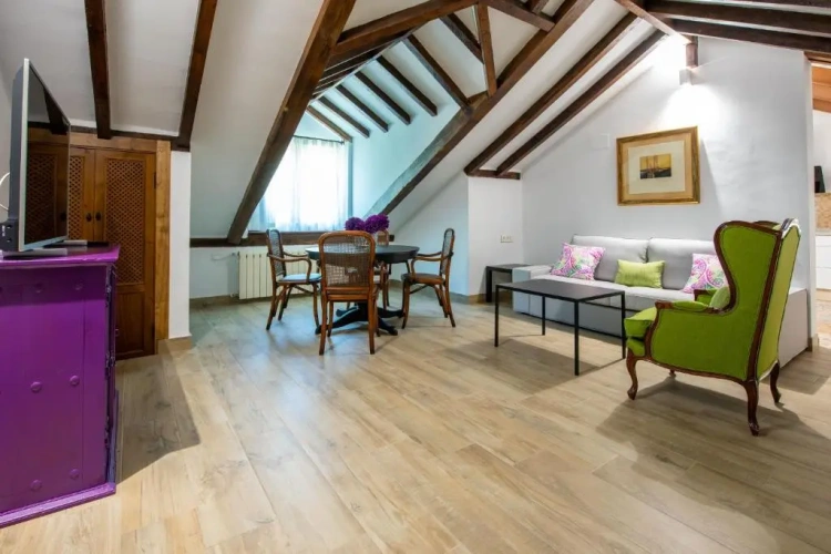 2 Bedrooms Suite