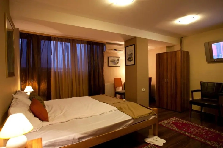 Standard Double room with view
