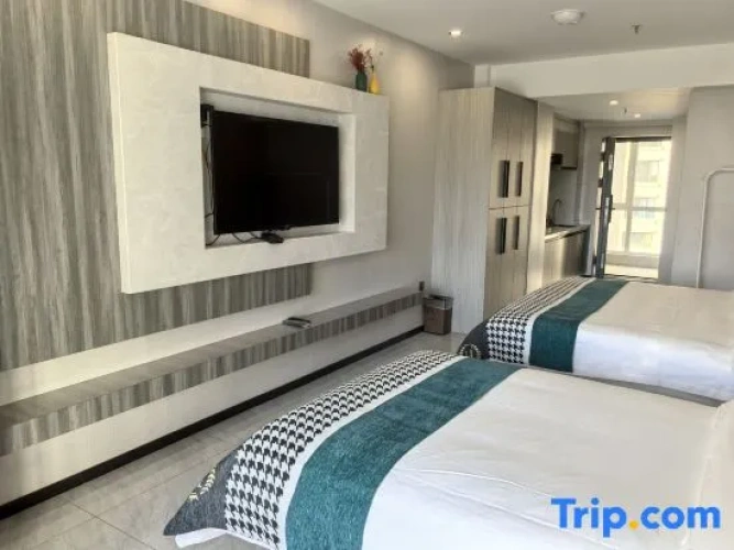 Standard Triple Family room