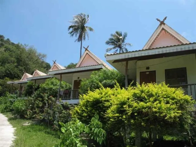 Twin Bungalow