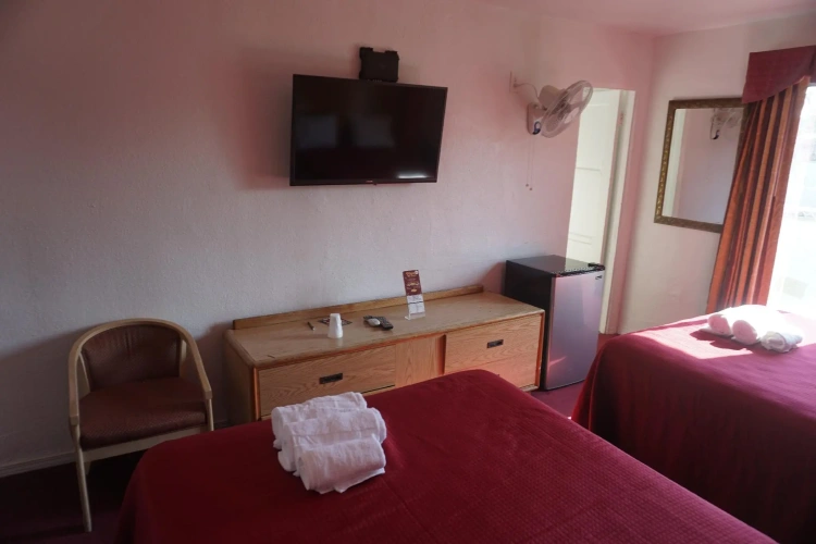 Quadruple Suite