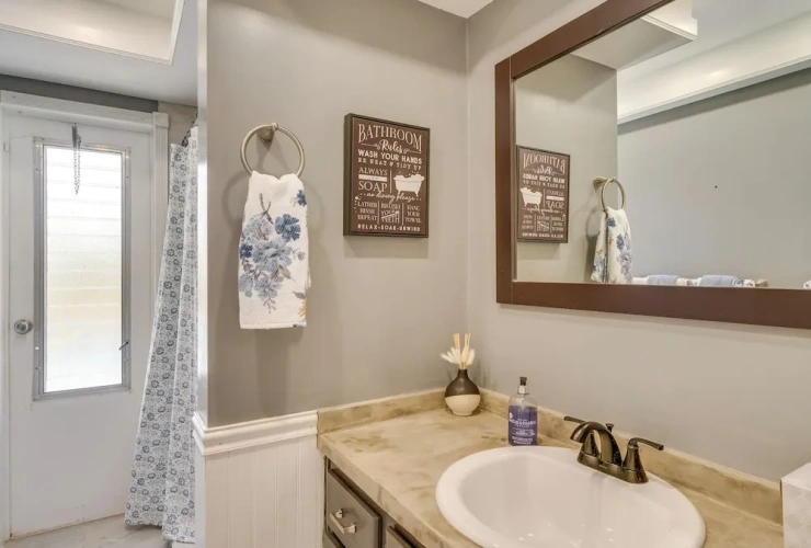 3 Bedrooms Cottage