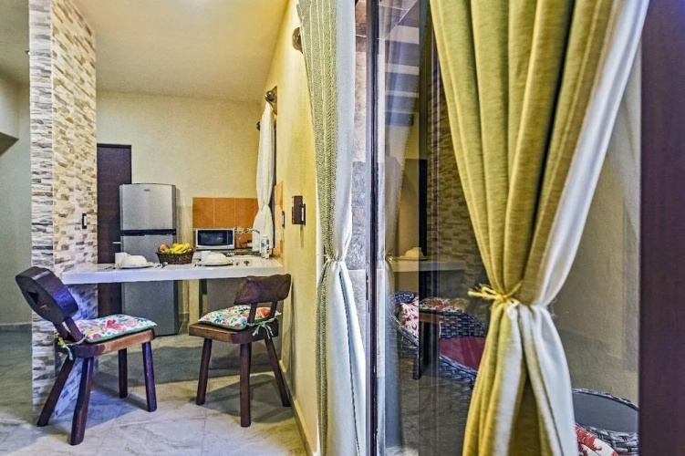 Macondo Raíz Holbox
