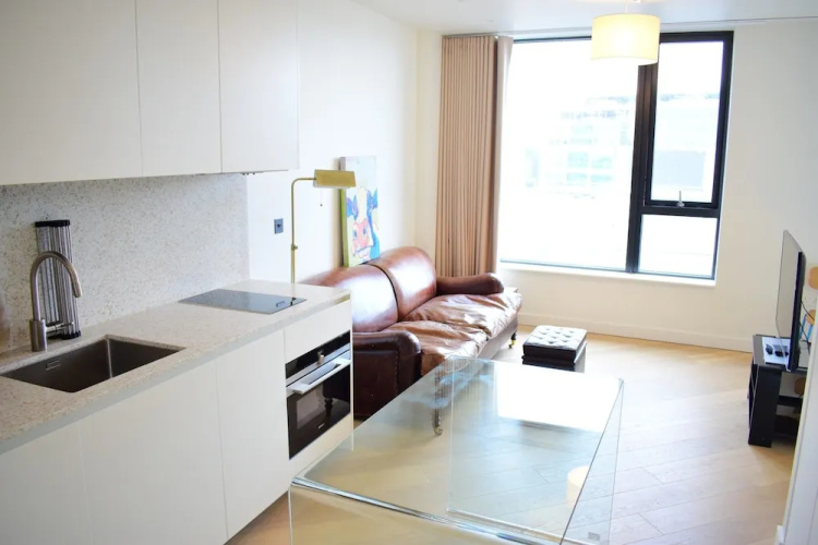 Shepherds Bush 1 Bedroom Flat