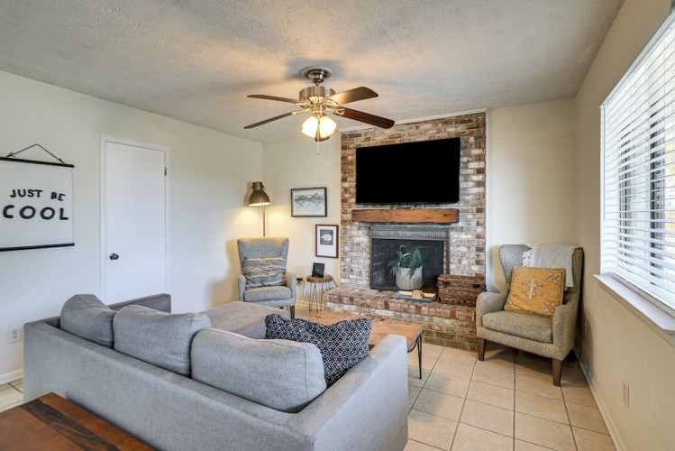 3 Bedrooms Cottage