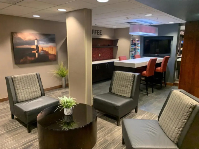 Holiday Inn Hotel & Suites Duluth-Downtown