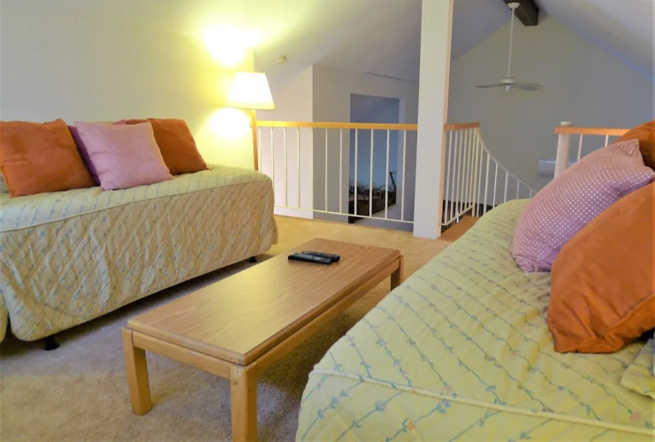 69 Middlecott - 2 Bedroom Condo