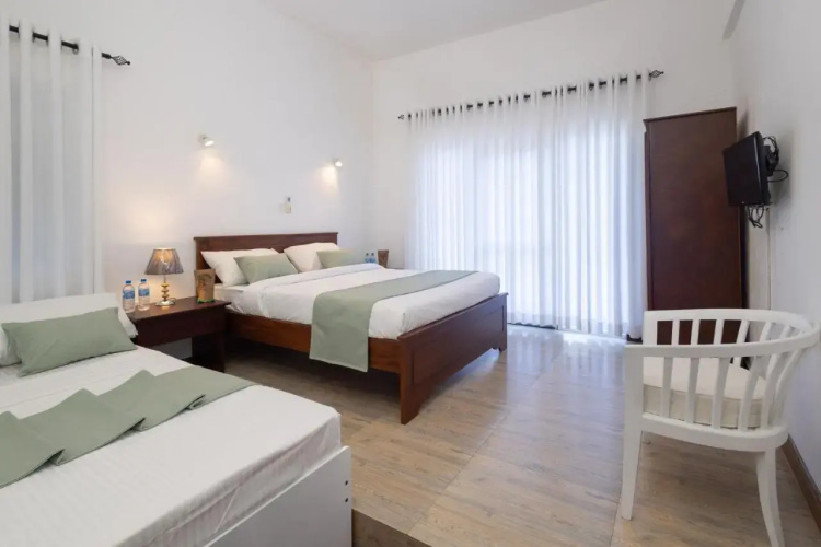 Monarch Villa Hanthana Kandy