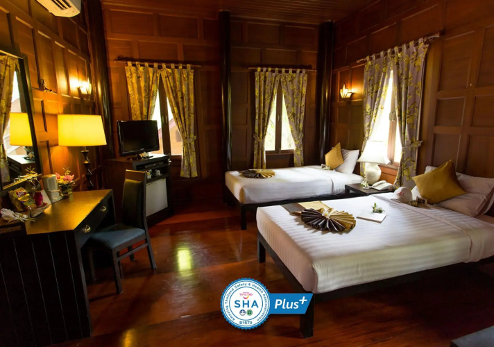 Baan Amphawa Resort & Spa