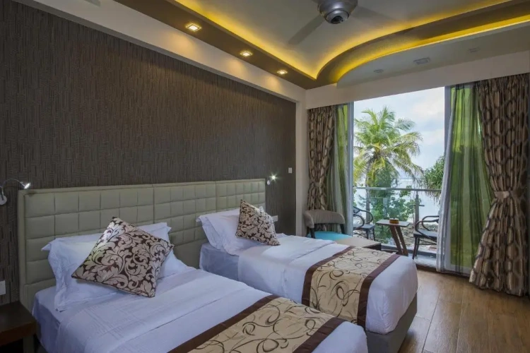 Deluxe Twin room with sea view