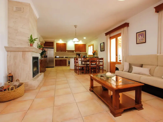 Villa in Mallorca With Private Pool