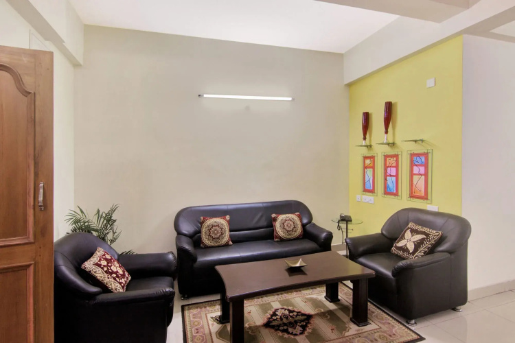 SilverKey 20008 Executive Stays Madhapur