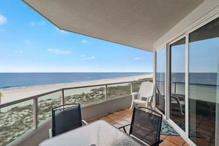 Silver Beach 302 Beachfront 3rd Floor Pool