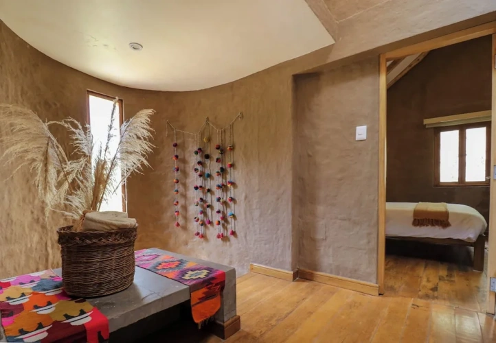 3 Bedrooms Cottage