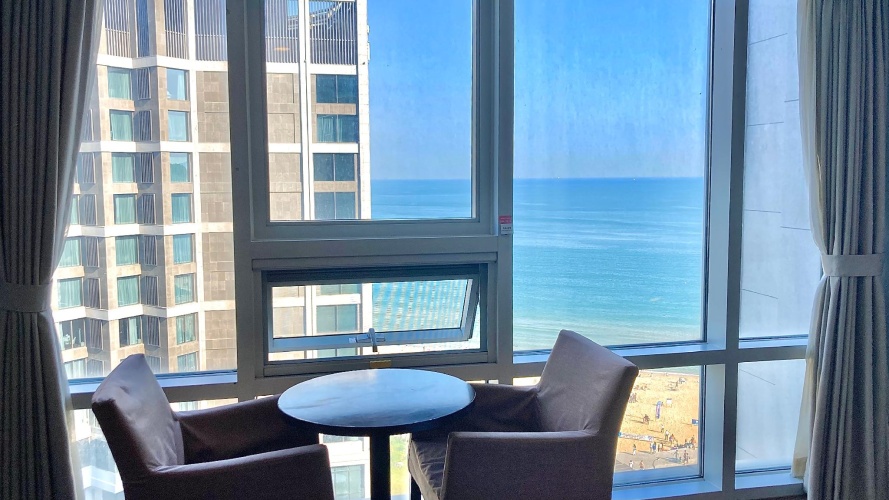Deluxe Double room with partial ocean view