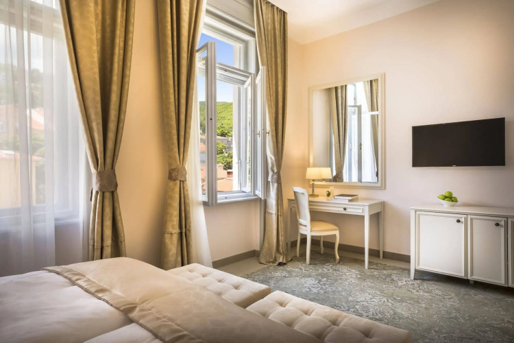 Hotel Bellevue - Opatija