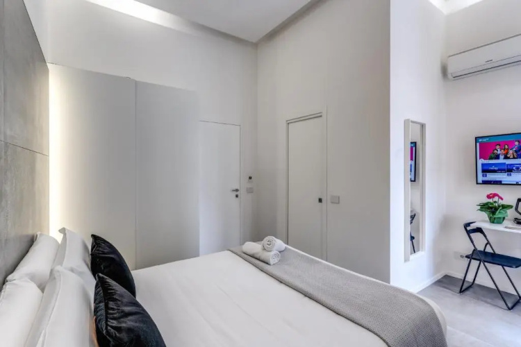 Gallery Suite Naples