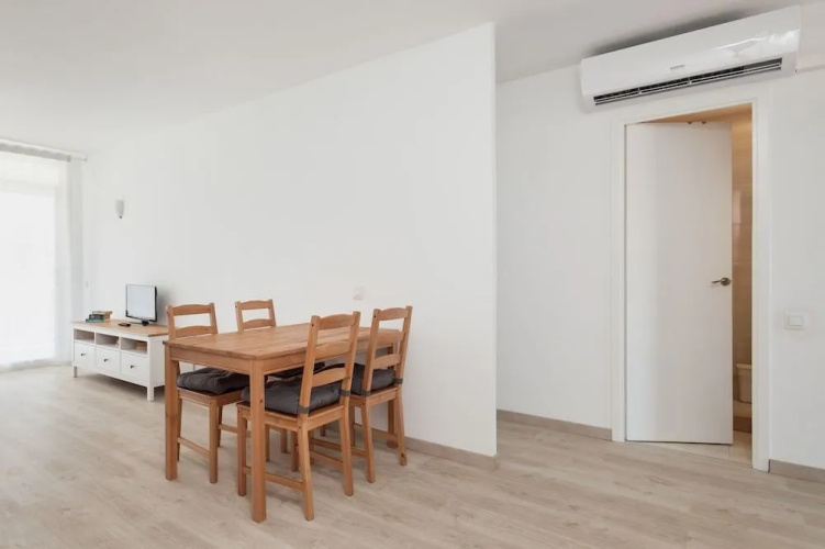 Oasis Be my Guest Castelldefels