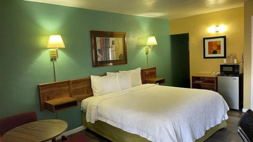 American inn