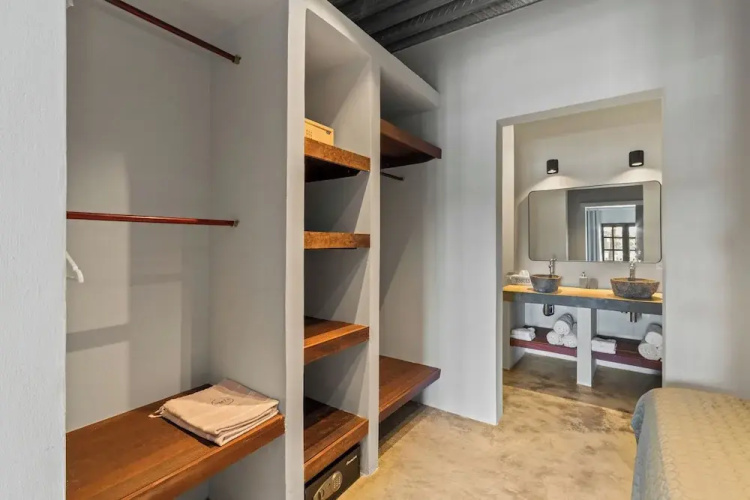 PM78 Boutique Apartments