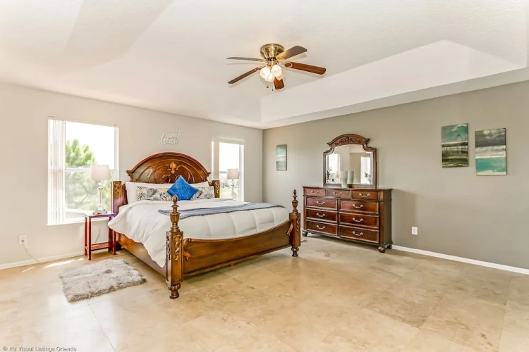 4 Bedrooms Cottage