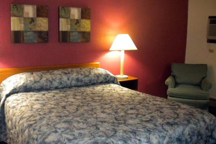 Chanhassen Inn