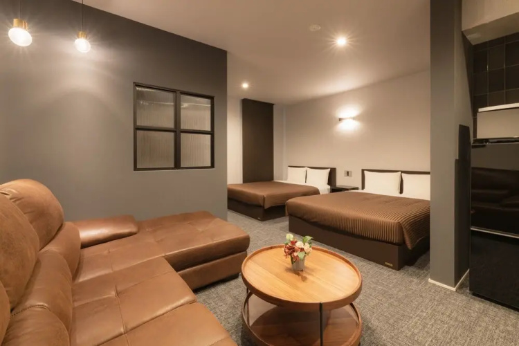 GRAND BASE Hakata Premium