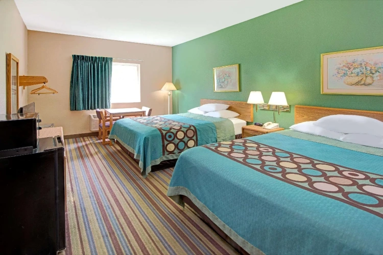 Standard Quadruple room