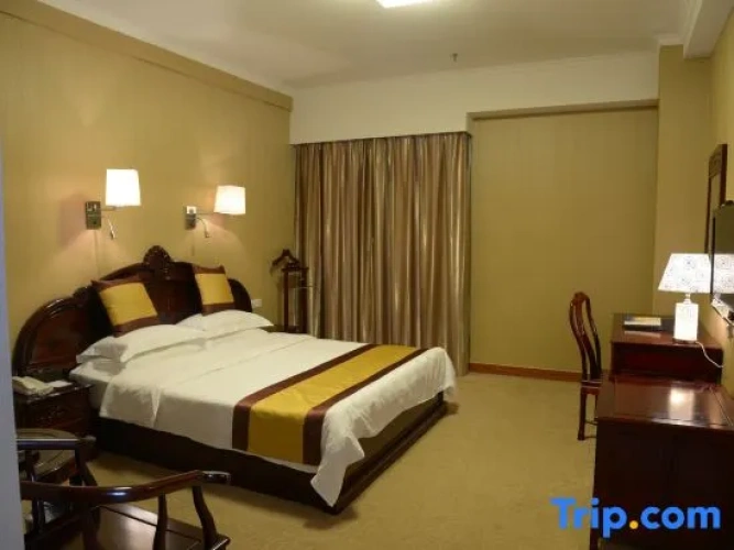 Superior Quadruple Suite