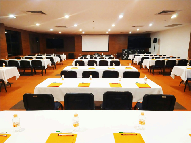 Holiday Inn Mexico Santa Fe photo 17