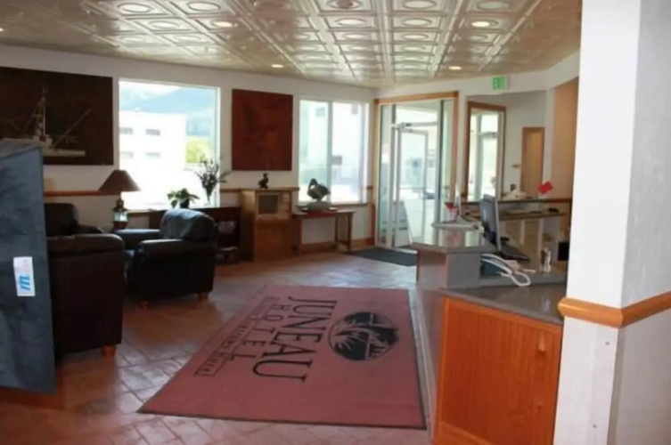 Juneau Hotel