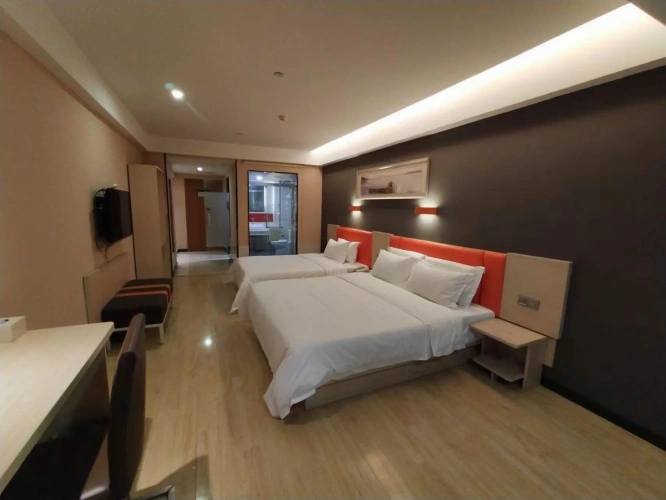 7 Days Premium Jingjiang Fuhai New World Automobile Terminal Branch