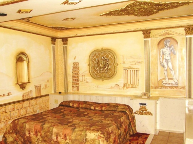 Deluxe Double Suite