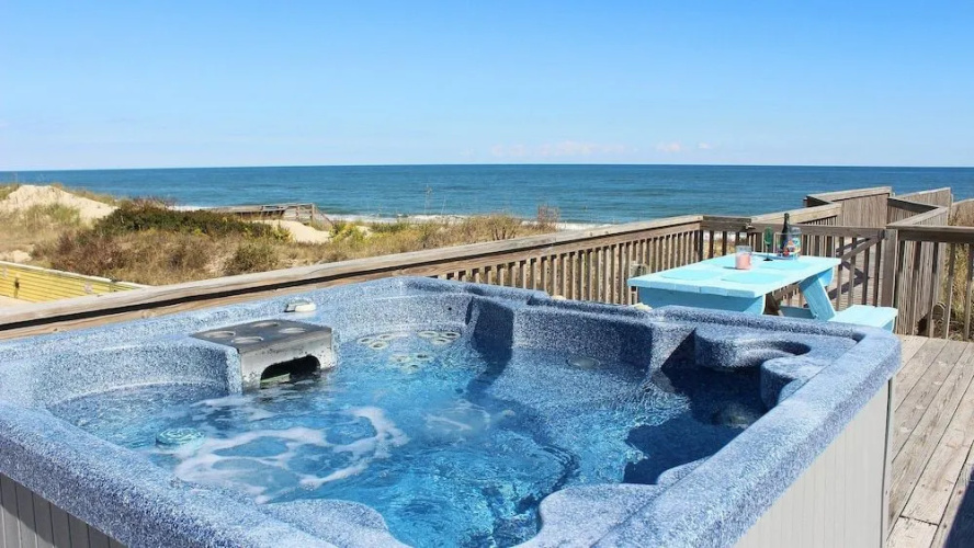 Kuhl Breeze - 5 Br home by RedAwning