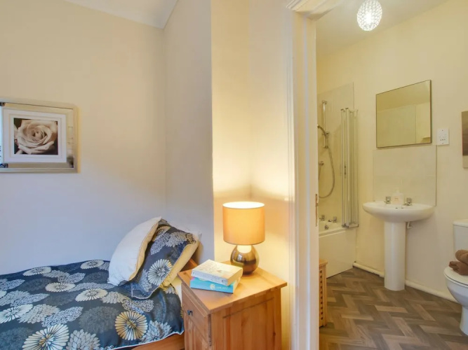 Superb Apartment in Popular Hexham near Golf Course