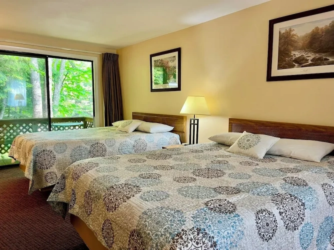 Deluxe Quadruple Suite with river view