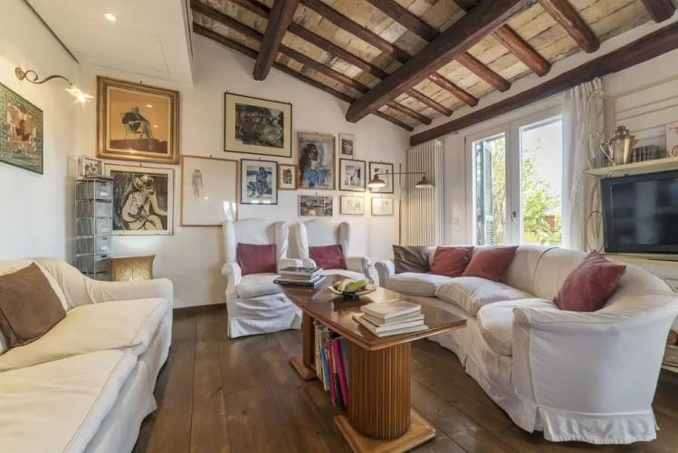 Trastevere Panoramic Rooftop Loft