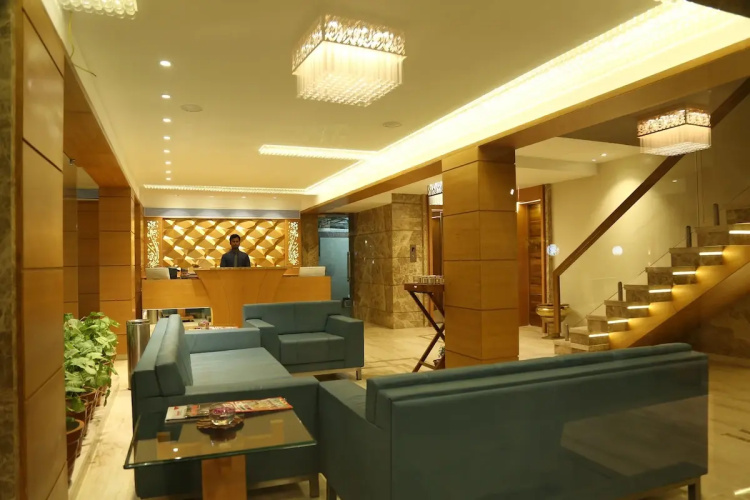 Hotel Surya