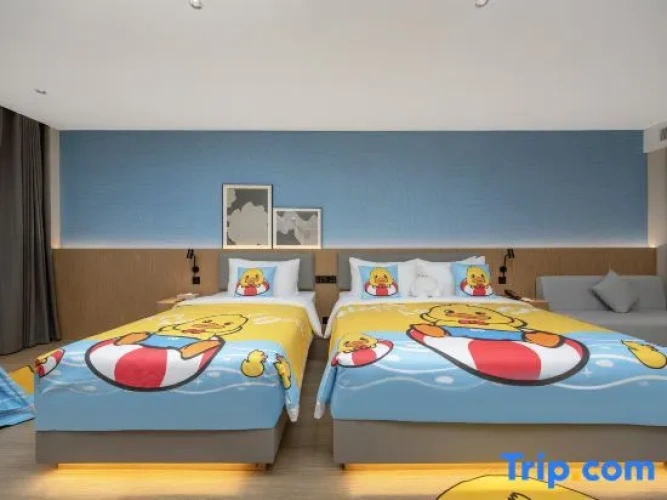 Standard Twin Family room