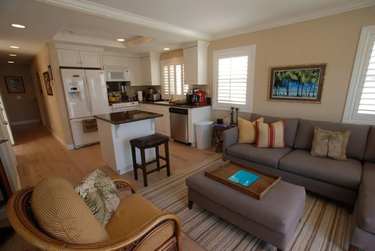 33rd St 68149 by RedAwning