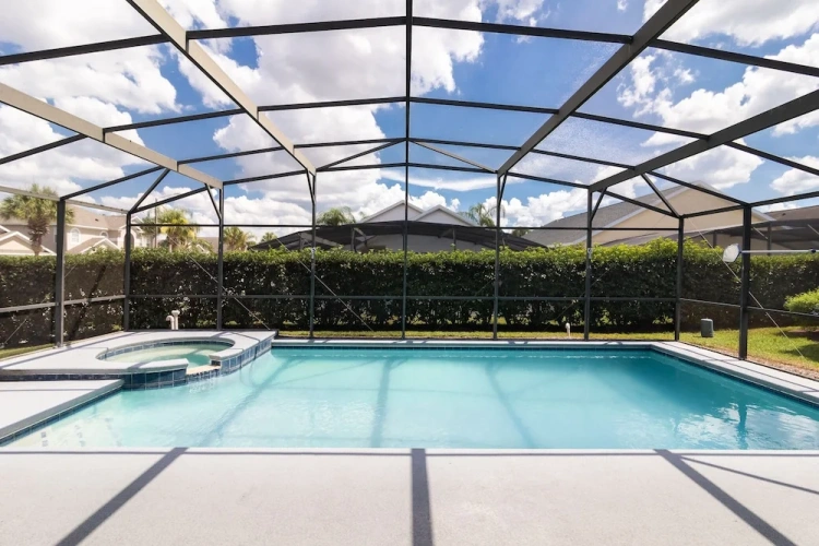 Sextuple Cottage with pool view